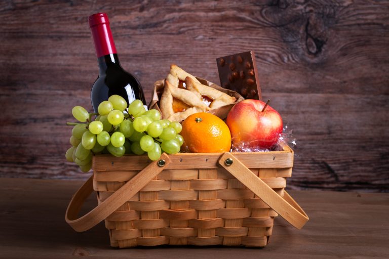 Gourmet Food and Wine Basket for Father's day gift