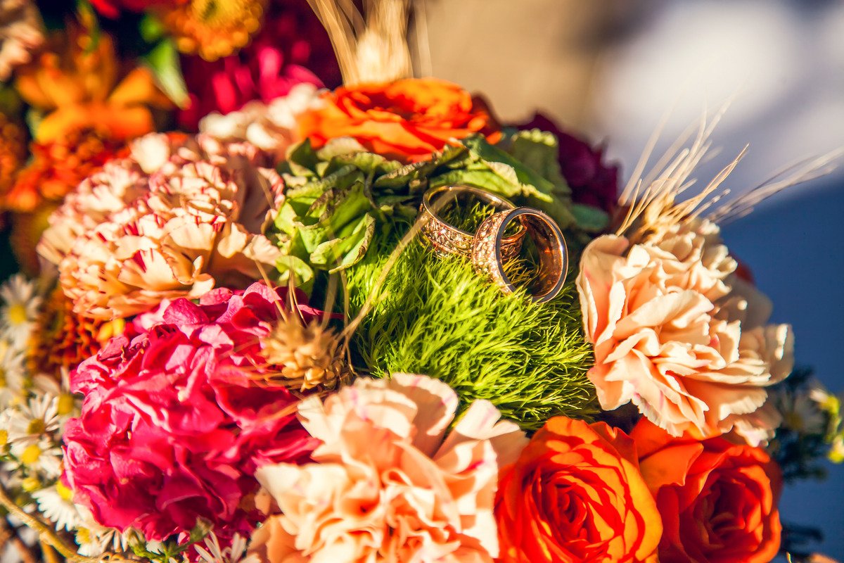 How to Choose the Right Flowers for Every Event-0