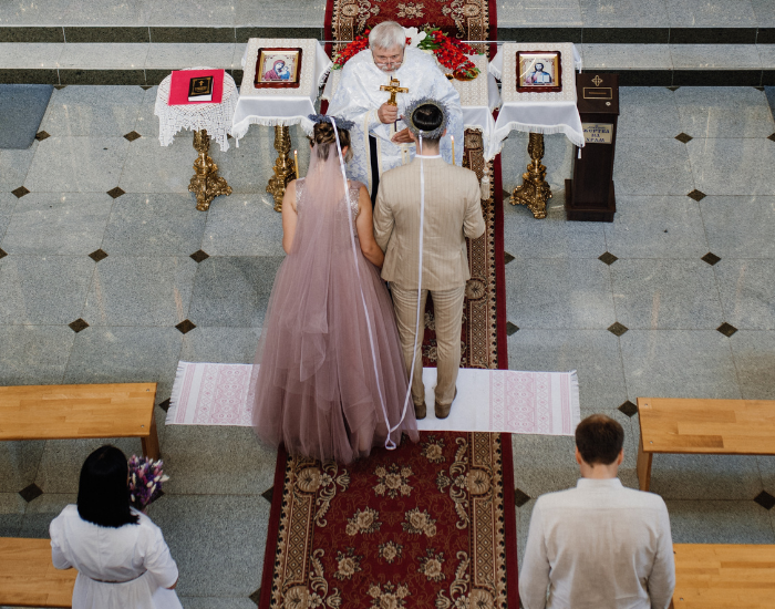 Intimate or Grand - Intimate Wedding