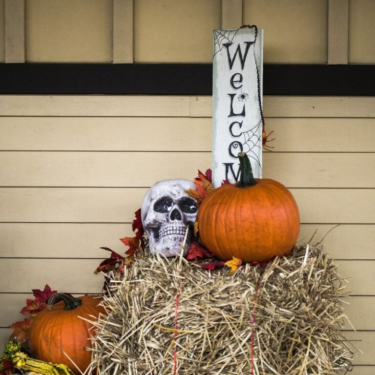 8-Halloween-Party-Tips-for-a-Spooktacular-Celebration-at-Light-of-Love-4