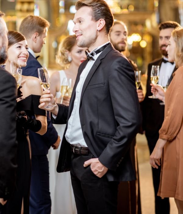 wedding event communicate guest