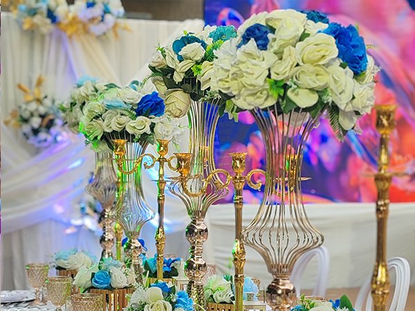 Elegant floral arrangements for weekday events and celebrations